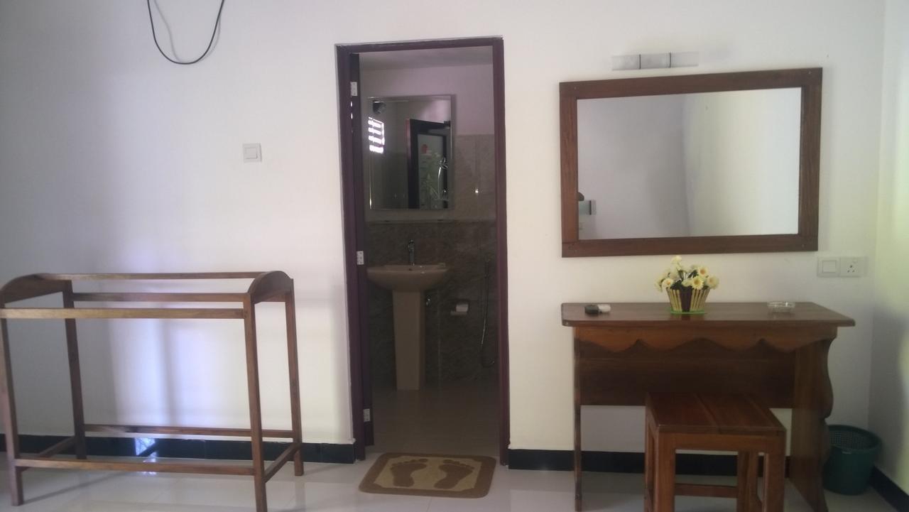 Sigiri Holiday Inn Inamaluwa Экстерьер фото