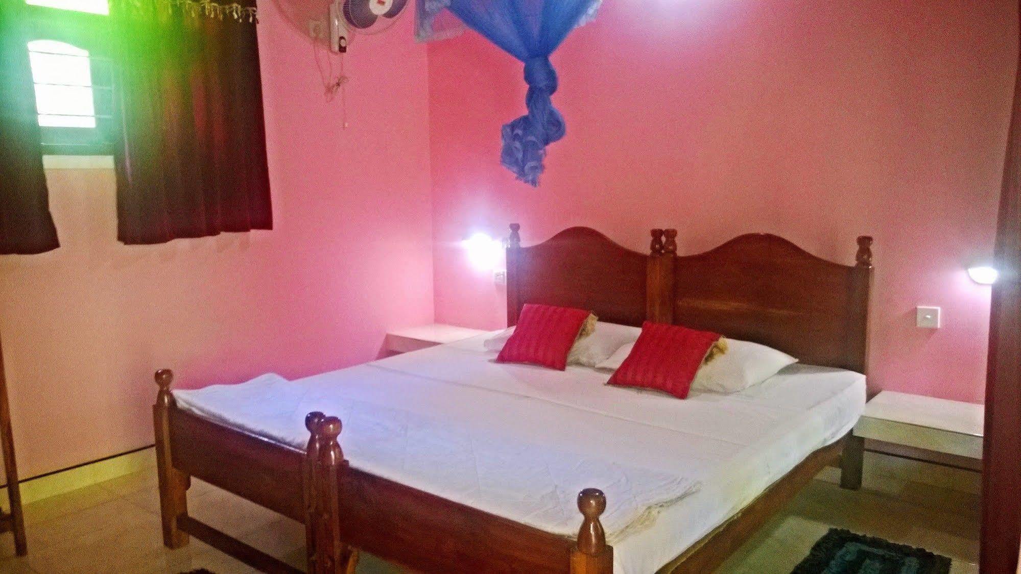 Sigiri Holiday Inn Inamaluwa Экстерьер фото